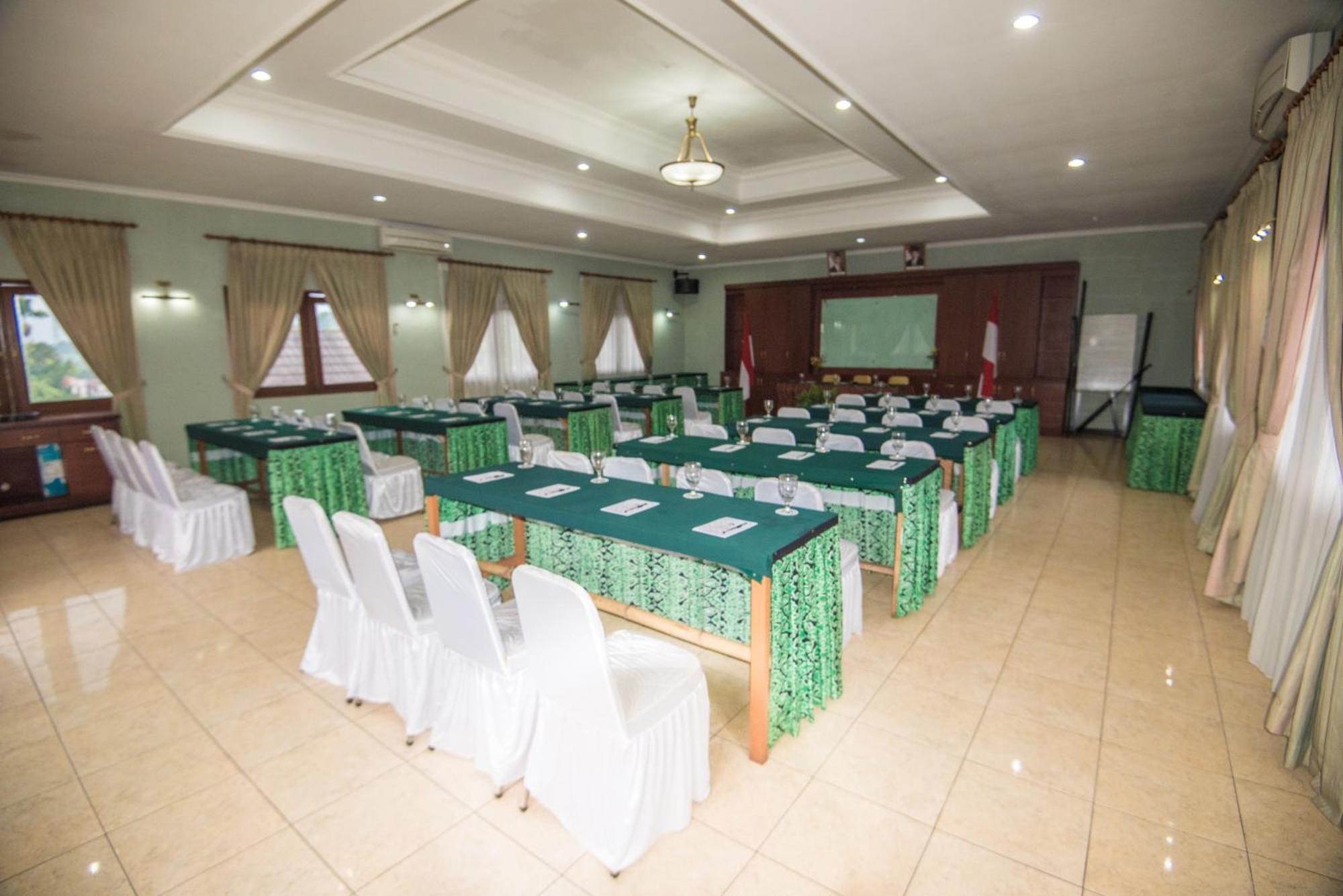 Tagalbato Resort Prima Cisarua מראה חיצוני תמונה